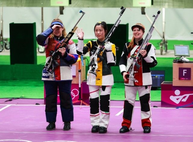 乌克兰选手斩获多面奖牌夺冠 乌克兰选手斩获多面奖牌夺冠