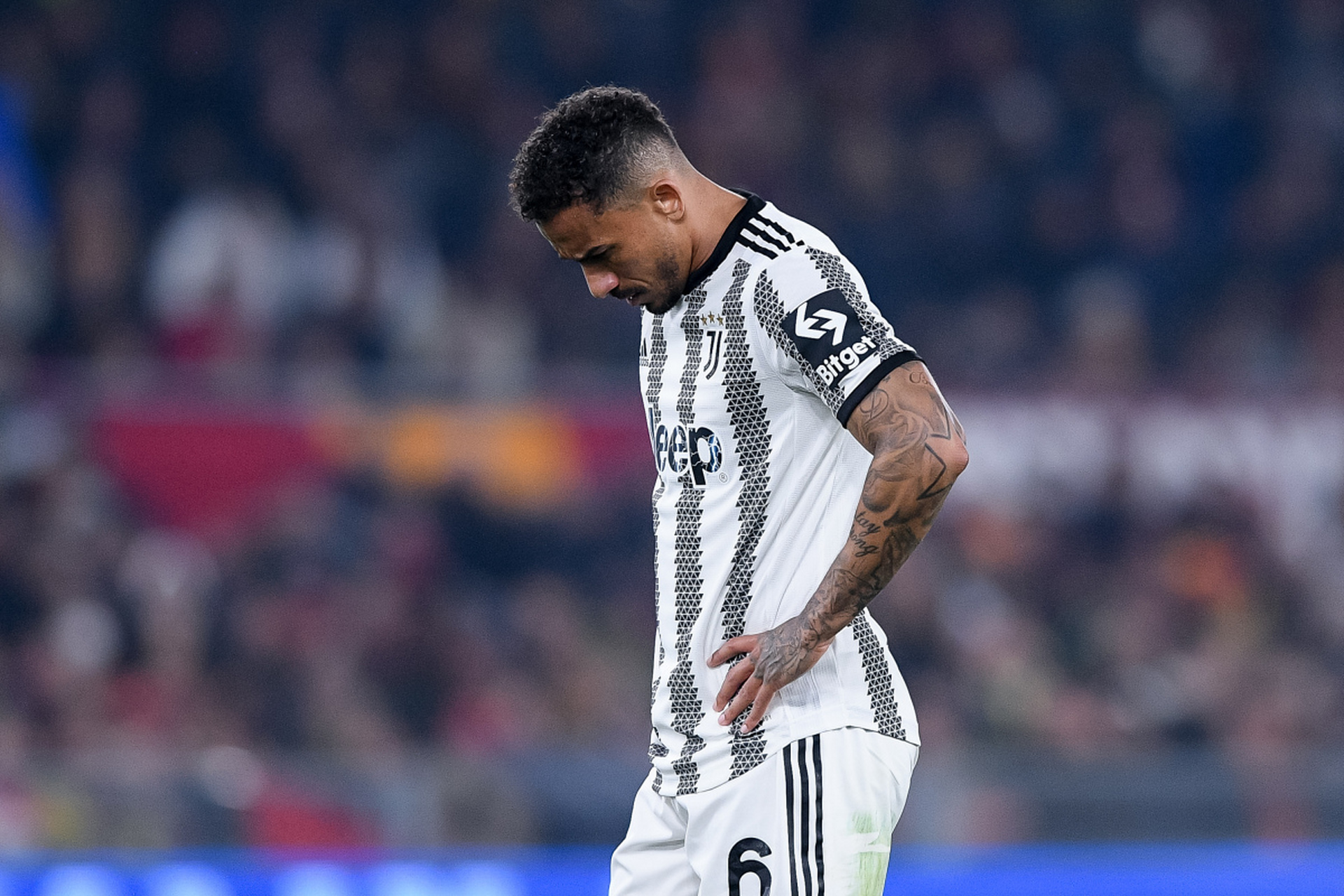 关于AC米兰客场战平尤文图斯,握手言和收获1分的信息 关于AC米兰客场战平尤文图斯,握手言和收获1分的信息