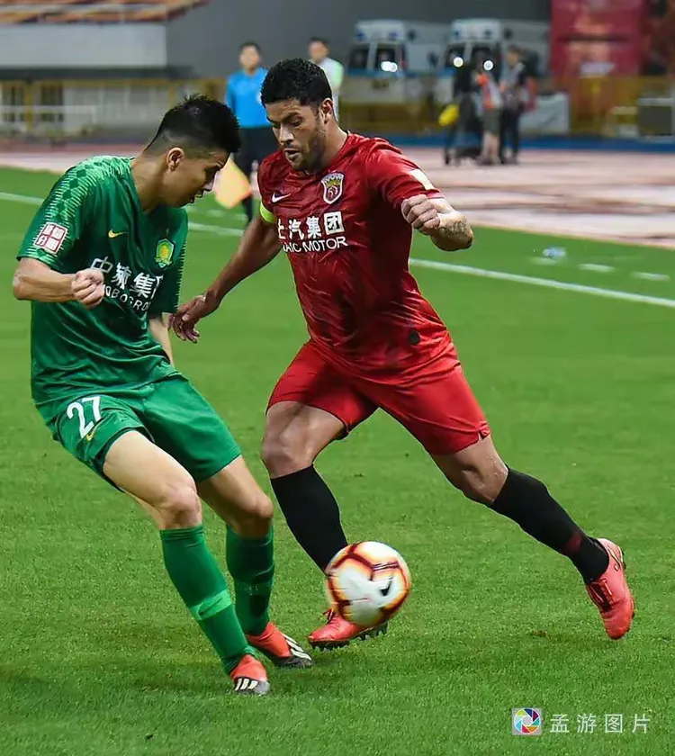 教练战术变阵,队伍逆袭取胜 教练战术变阵,队伍逆袭取胜