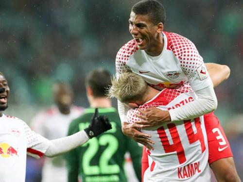 包含不莱梅遭遇汉诺威96逼平,榜首位置或被动摇的词条 包含不莱梅遭遇汉诺威96逼平,榜首位置或被动摇的词条