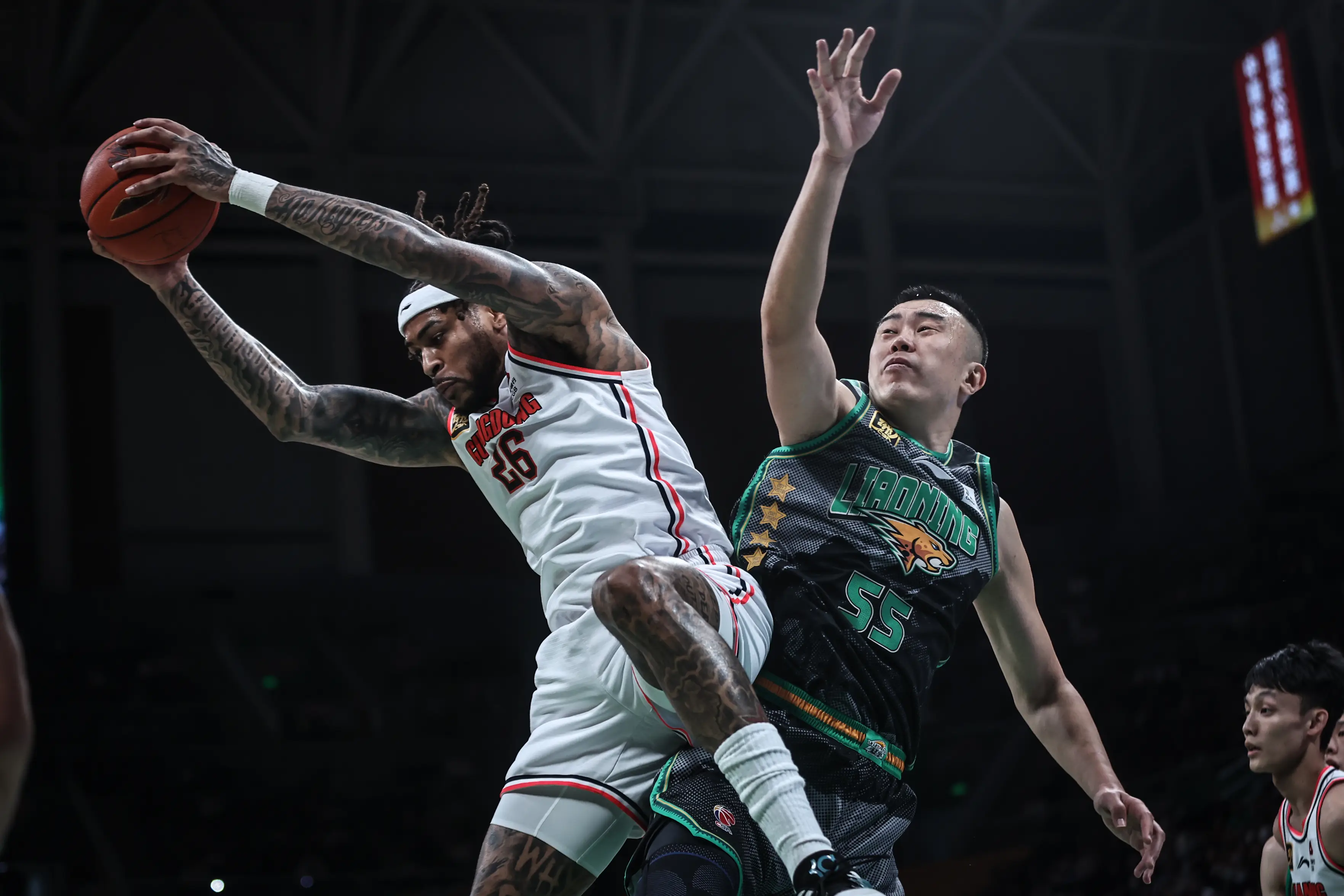 辽宁男篮球员神勇发挥,带领球队获胜 辽宁男篮球员神勇发挥,带领球队获胜