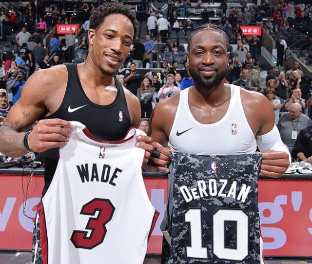 关于火箭负雄鹿,西部积分榜下滑的信息 关于火箭负雄鹿,西部积分榜下滑的信息